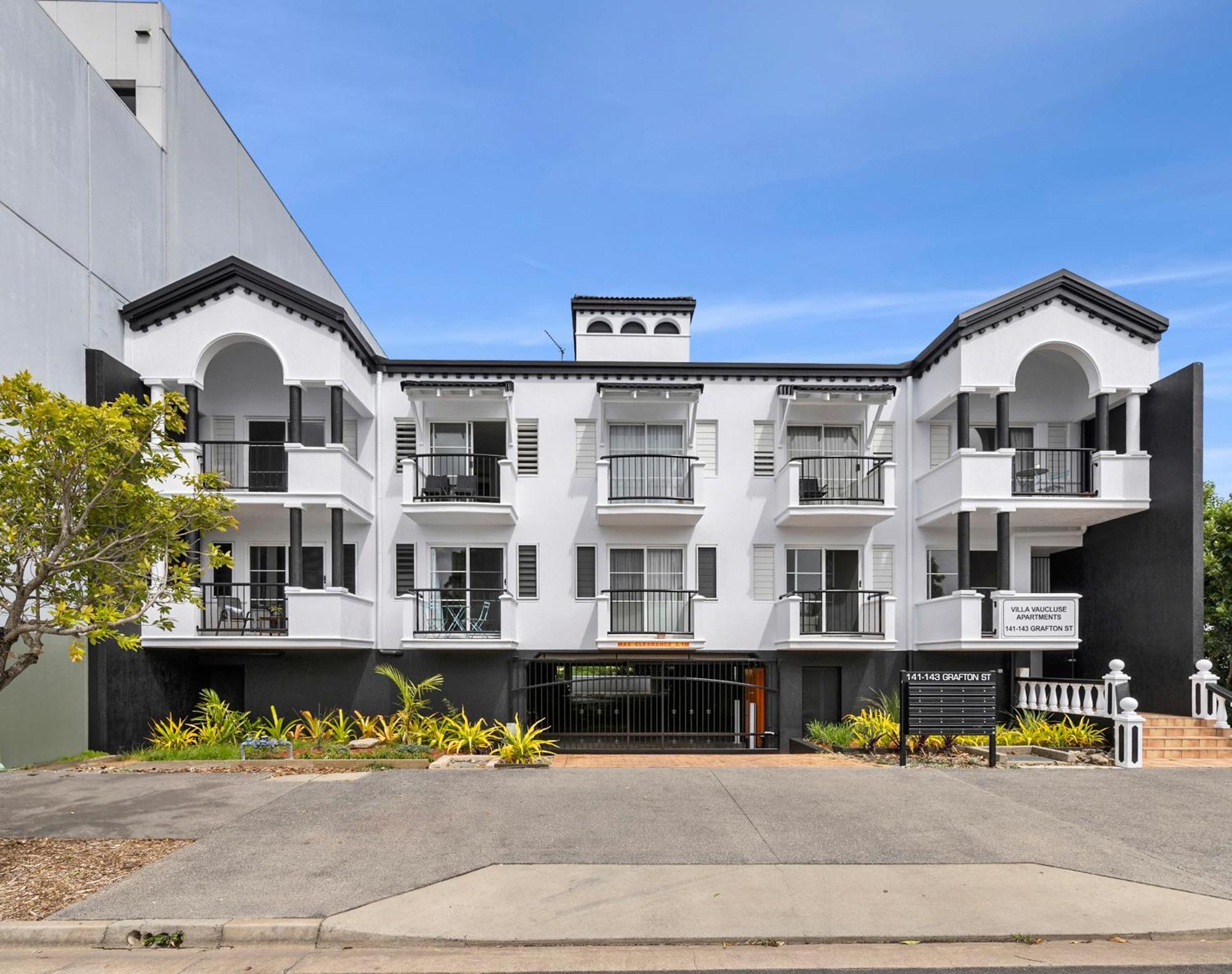 Villa Vaucluse Apartments Кернс Екстер'єр фото